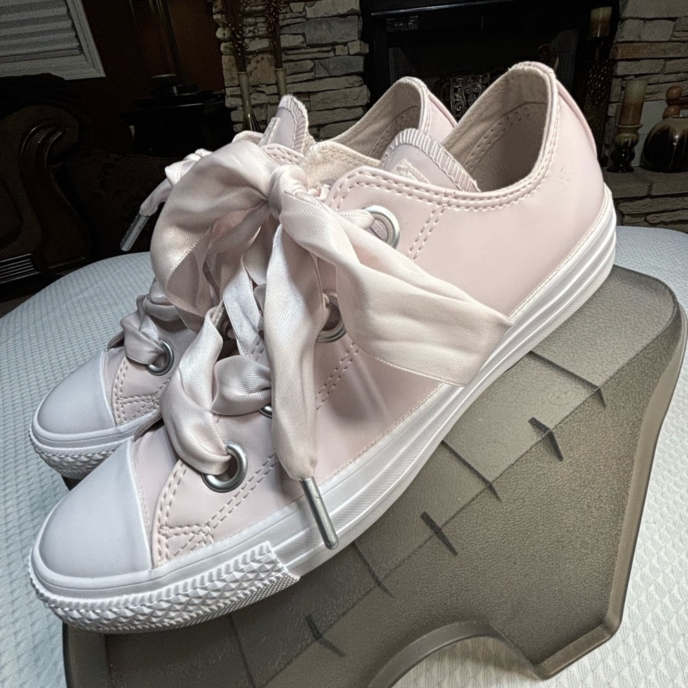 Pink Converse